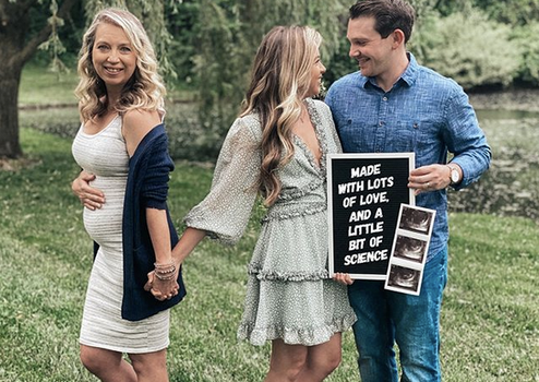 grandmother gives birth to granddaughter