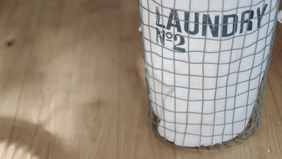 A new study has shed light on how much housework men and women each do per week