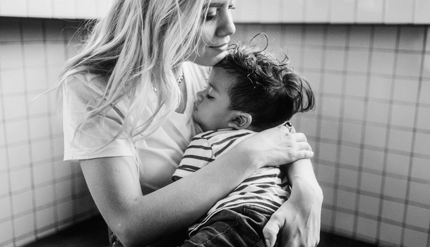 children pick up on mothers' stress