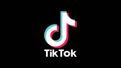 Teens on TikTok are saying they wish they were born in the 90s and I feel old