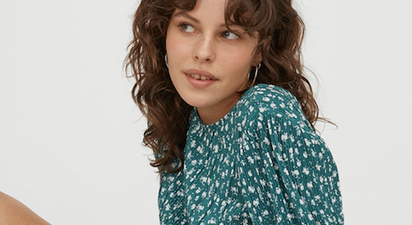 If you invest in ONE thing for your wardrobe this spring, it needs to be a ‘house dress’