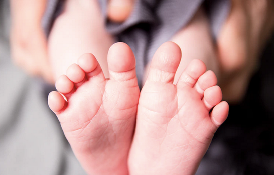 baby born born on 21st day of 21st week of 21st year of 21st century...at 21.21 hours