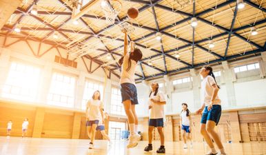 UK school staffer tells 12 and 13-year-old girls they ‘risk being raped’ for wearing shorts