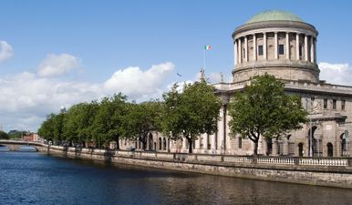 Irish couple whose healthy pregnancy was terminated after incorrect FFA diagnosis settle in court