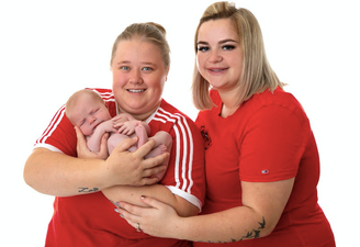 “Finding out I was finally pregnant was something we’ll never forget” – meet same-sex parents Zoe and Casey Evans