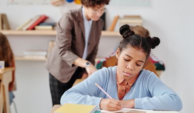 Things not to say to your kids’ teachers, according to those who’ve been insulted & hit on