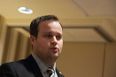 19 Kids and Counting’s Josh Duggar sentenced to 12 years for child abuse images