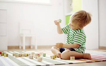 If your child wants you to play, but you don’t have time – try this trick