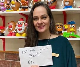 Waitress saves child after noticing something was wrong