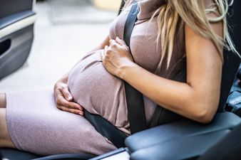The safest way to wear a seatbelt correctly when you are pregnant