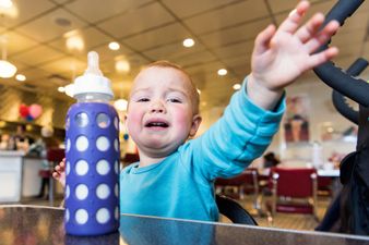Parent says it’s “selfish” to let children cry in restaurants