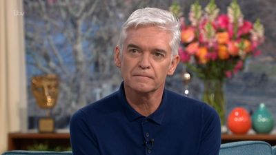 Phillip Schofield needs to ‘lay low and move out of the limelight’