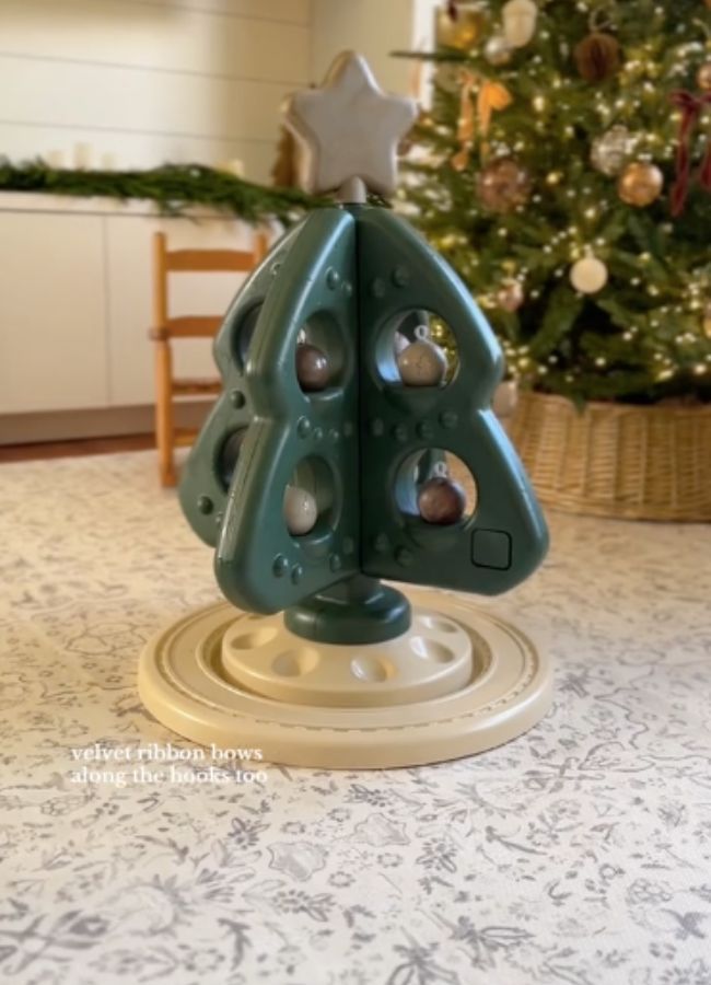 beige christmas tree