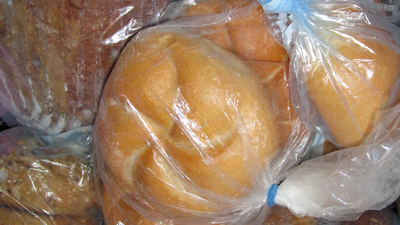 Mum labeled ‘cruel’ for defrosting sandwiches she makes for kids lunches every two weeks