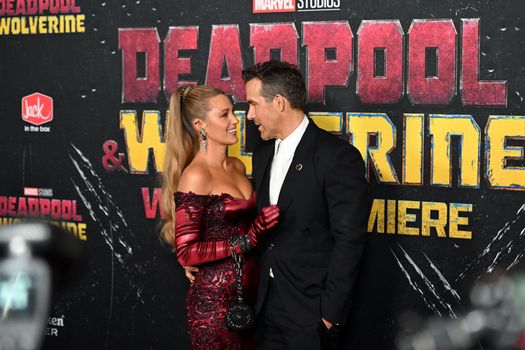 Ryan Reynolds & Blake Lively