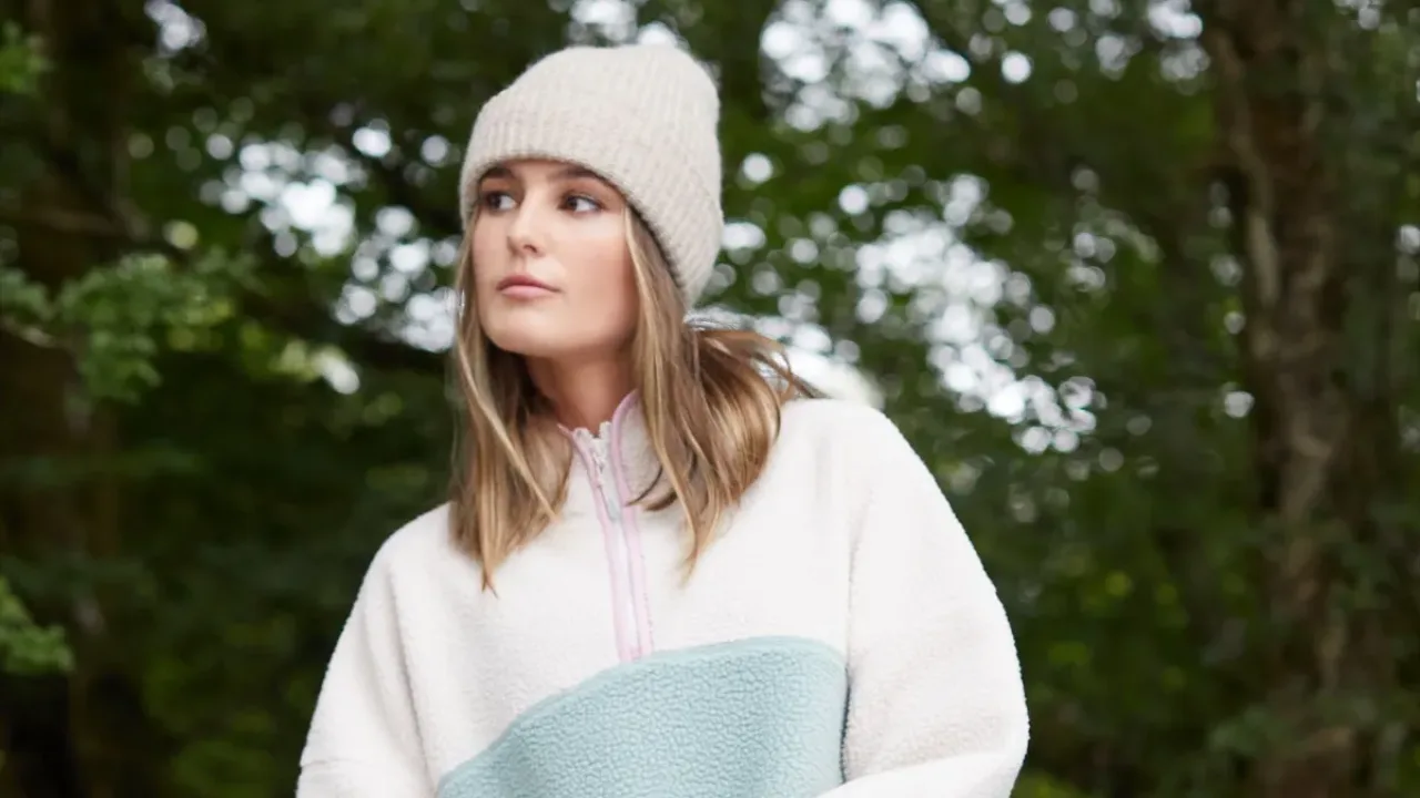 The €20 Dunnes Stores fleece everyone is swiping up for winter