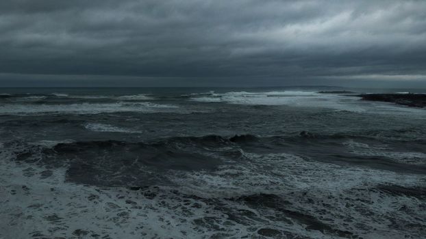 Exact date Storm Floris set to batter Ireland as Met Éireann issues Bank Holiday warning