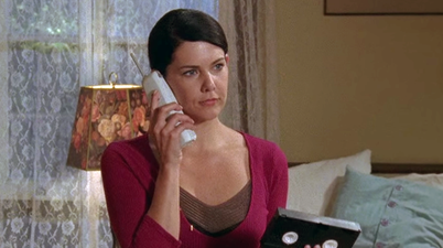 Talking to your mam on the phone is good for your health, science finds