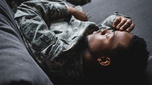 People fall asleep within minutes thanks to military sleeping method